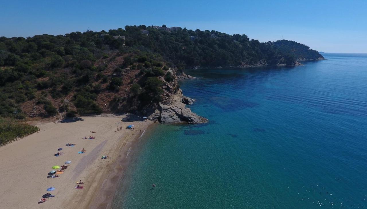 T2 Calme Proche Plage Bonporteau Avec Clim Et Parking Cavalaire-sur-Mer Zewnętrze zdjęcie